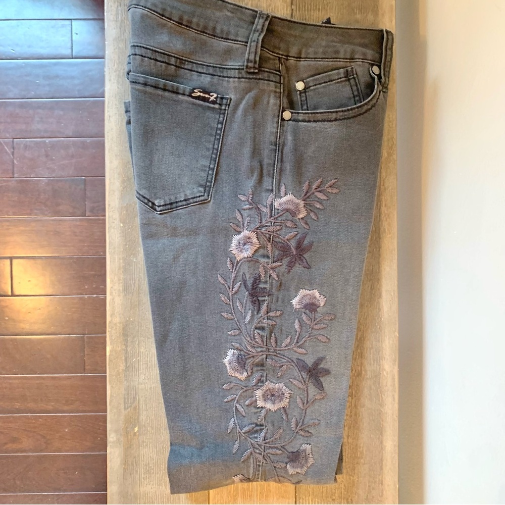 Seven Jeans